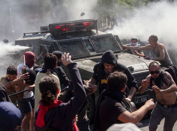 Gobierno de Perú informa que tres peruanos han muerto en protestas en Chile - Mundo - ABC Color