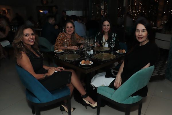 “Una noche, dos experiencias”