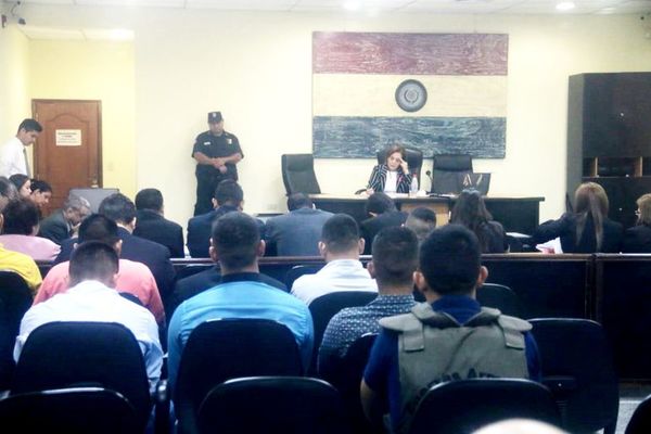 Juicio oral para marinos por abuso sexual y violación de una niña - Judiciales y Policiales - ABC Color
