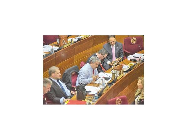 Riera armó revuelo con tuit  falso de su colega Filizzola