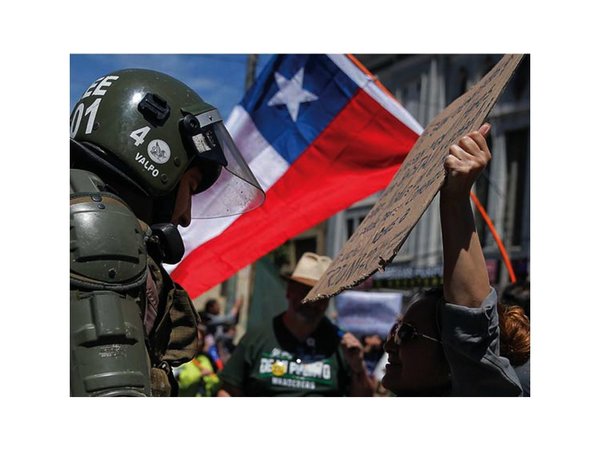 La agenda social de Piñera siembra dudas y no calma tensión en Chile