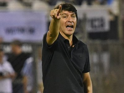 Roque es duda para Garnero