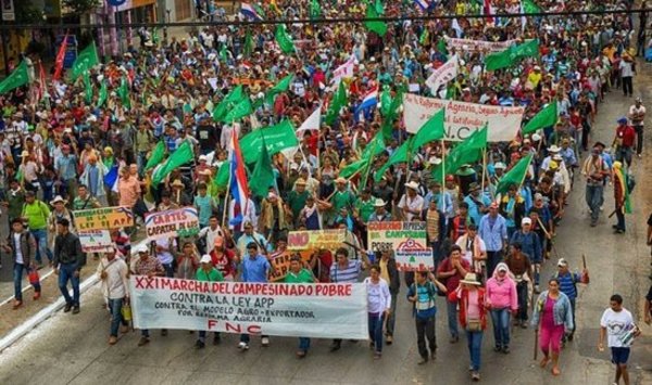 Campesinos anuncian movilización para este lunes » Ñanduti