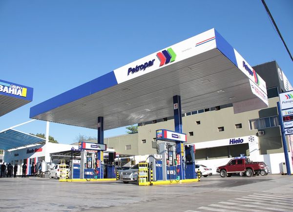 DNCP defiende 'contratación estratégica' de combustible en PETROPAR