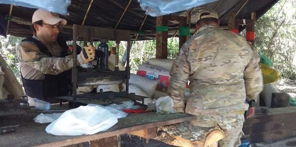 Desmantelan base narco en Capitán Bado