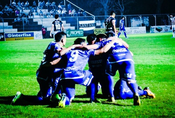 Dos partidos se juegan este viernes por la fecha 15 del Clausura