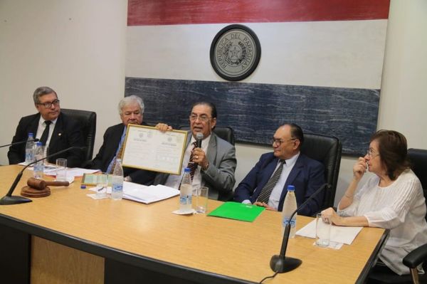 Prosigue jornada de inscripción y reinscripción