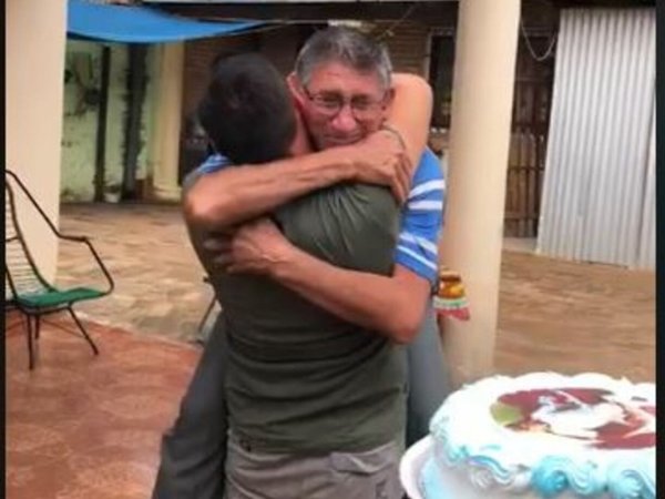 Después de 15 años festejó su cumple con su hijo Lucho
