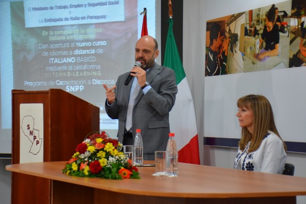 Ministerio brindará curso online de italiano a través del SNPP | .::Agencia IP::.