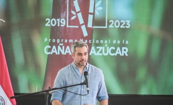 Abdo Benítez valora que el pueblo sale a trabajar y "no a cerrar rutas"