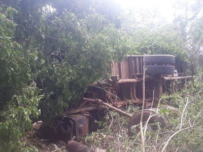Camionero fallece en la ruta Luque-San Ber - Nacionales - ABC Color