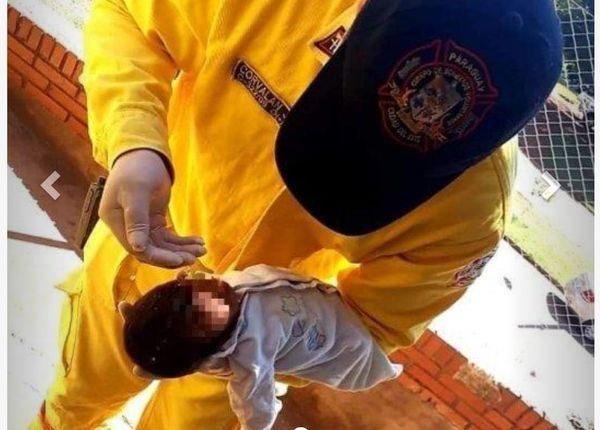 Bebé moribundo, volvió a reaccionar al ser bautizado por un bombero - Digital Misiones