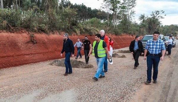 Presidente confirma inversión de US$ 200 millones en obras en el Guairá