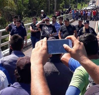 Denuncian a Paraguayo Cubas y Salyn Buzarquis por instar a invadir tierras en Caaguazú - ADN Paraguayo