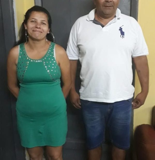 Pareja es detenida tras intentar sustraer ropas de un local en CDE