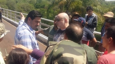 HOY / "Los senadores vienen con una turba para invadir": Payo Cubas y Buzarquis, acusados
