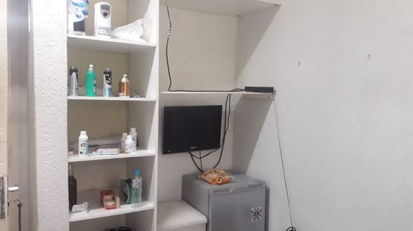Tras “descubrimiento”, desmantelan la celda vip de Cucho Cabaña - Nacionales - ABC Color