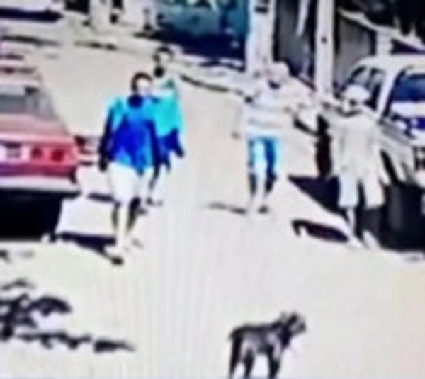 Repartidores fueron víctimas de delincuentes en la Chacarita - Paraguay.com