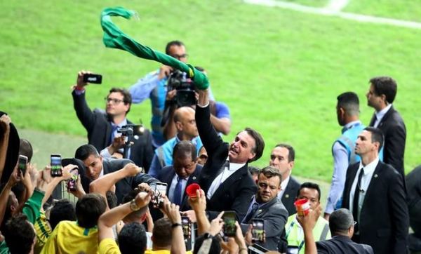 Bolsonaro, criticado por deseo de acudir a la final de la Copa Libertadores » Ñanduti