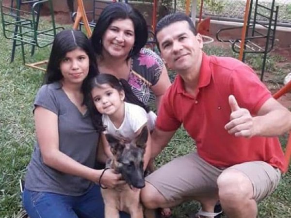Sam, el perro que fue hurtado, regresó con su familia en Ñemby