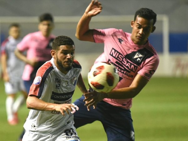 Nacional y River Plate no se sacaron ventaja en la Visera