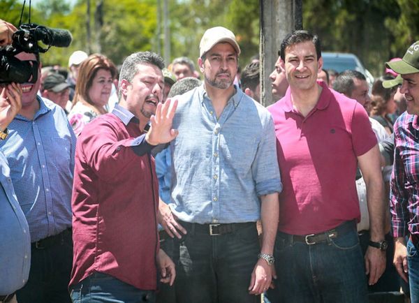 Abdo afirma que desestabilizadores buscan “su muerto” para tumbarlo