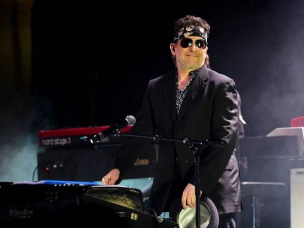 Calamaro se presenta esta noche ante su cautivo público paraguayo