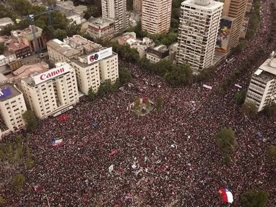 Un millón de chilenos marcharon contra Piñera y la desigualdad social