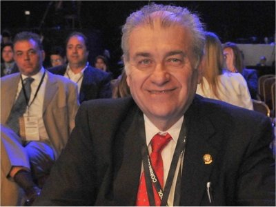 Jueza embarga bienes de González Daher por unos G. 93.973 millones