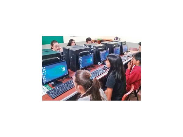 Con donación, equipan una sala tecnológica en Guairá