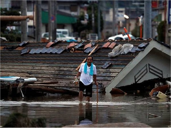 Nuevas lluvias torrenciales dejan nueve muertos en Japón