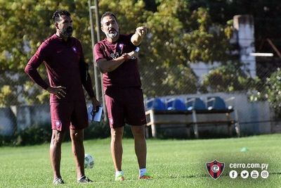 Un ex técnico de Cerro está envuelto en un escándalo - Fútbol - ABC Color