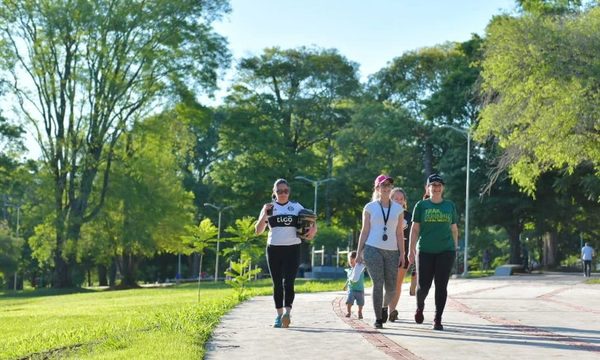 Miles de personas disfrutan del nuevo Parque Lineal en Ciudad del Este