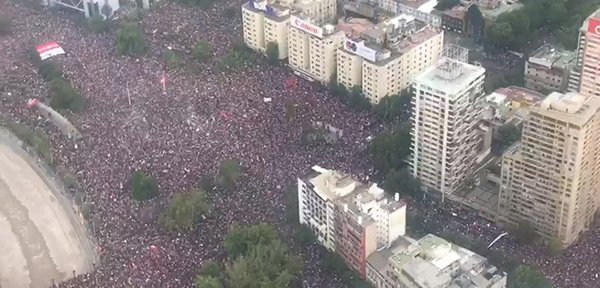 Multitudinaria marcha en Chile contra la desigualdad social | Noticias Paraguay