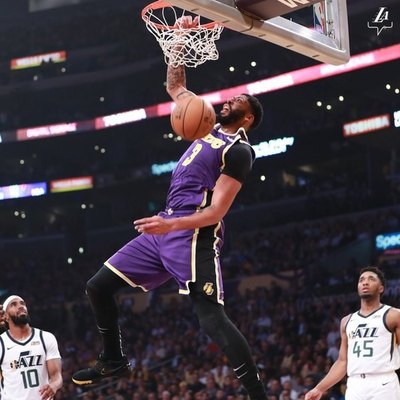 Lakers triunfa por primera vez en la era LeBron y AD