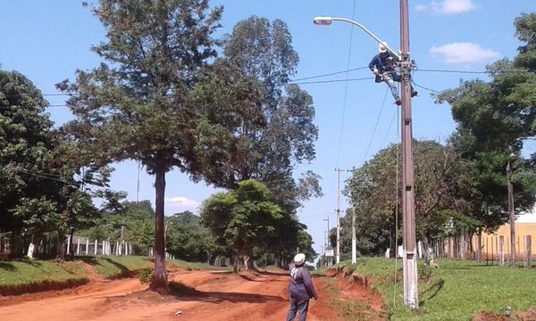 ANDE extiende mejoras en zonas rurales - Nacionales - ABC Color