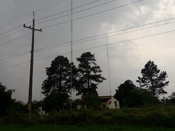 Rayo causa susto en subcomisaría de Misiones