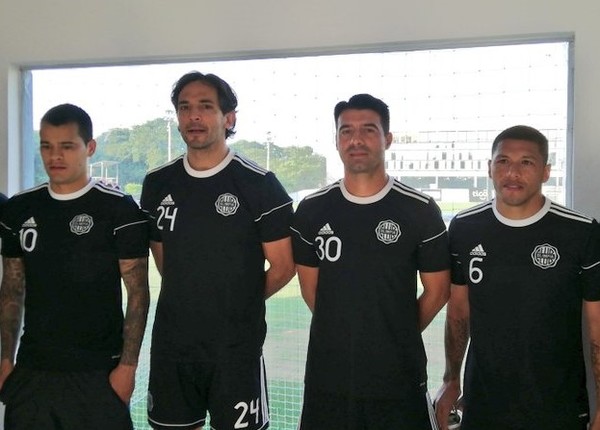 Capitanes de Olimpia quieren solucionar la falta de pagos a colegas