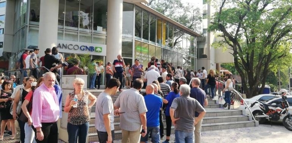 HOY / Más de 18.000 argentinos habilitados para votar en Paraguay este domingo