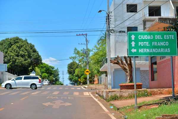 Itaipu y comuna de Ciudad del Este coordinan acciones para obras en el Km7 | .::Agencia IP::.