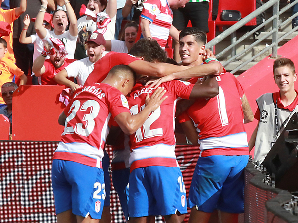 Granada es líder tras superar a Betis