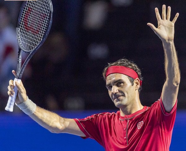 Federer es campeón por décima vez en Basilea