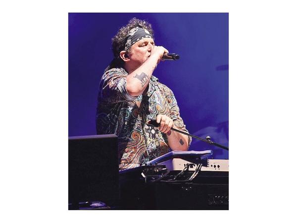 Calamaro vivió un encuentro más con su público paraguayo