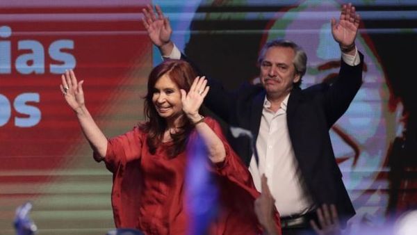Argentina aplica nuevas restricciones a la compra de dólares tras las elecciones presidenciales - ADN Paraguayo