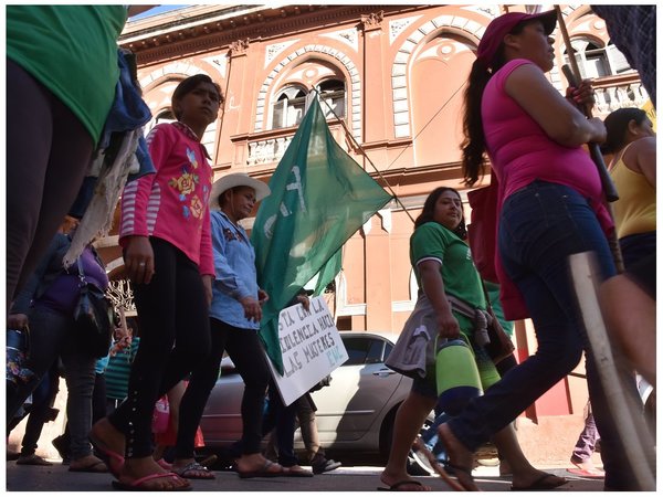 Campesinos no cerrarán calles en Asunción, solo entregarán boletines