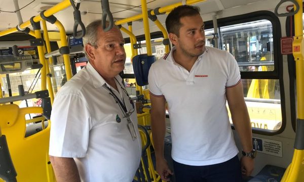 Prieto visita Guararema-Brasil y planea renovar flota de buses en CDE