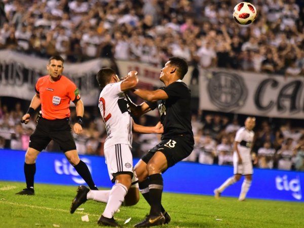 Mejía explotó tras la derrota con Olimpia