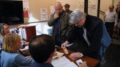 Uruguay va segunda vuelta