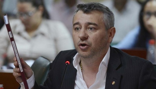Asesor presidencial ratifica que PLRA y Frente Guasú buscan desestabilizar al gobierno