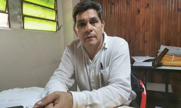 “kelembú” amenaza a Javier Miranda por no legalizar casillas que vendió en el centro